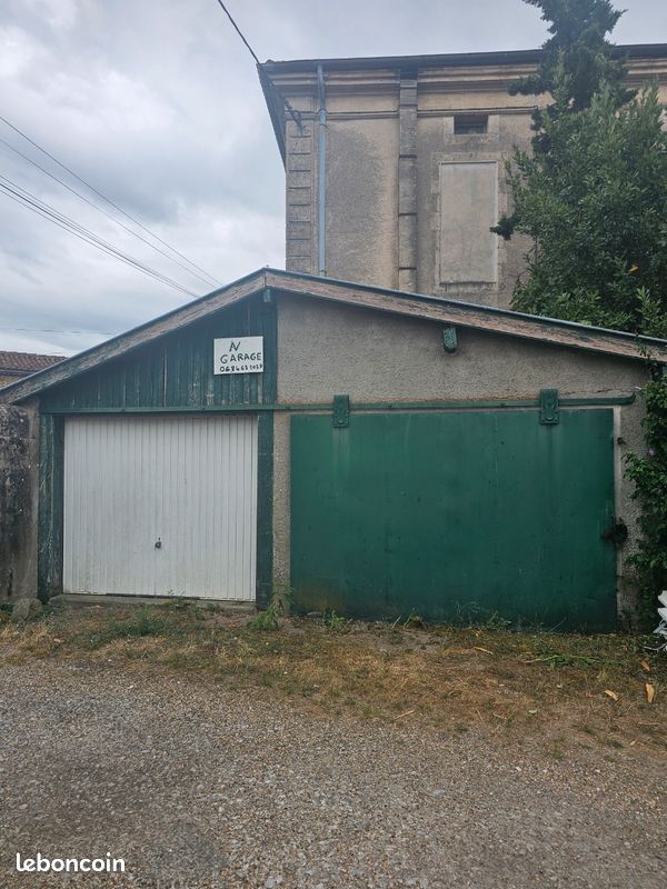 Garages parking (image 1)