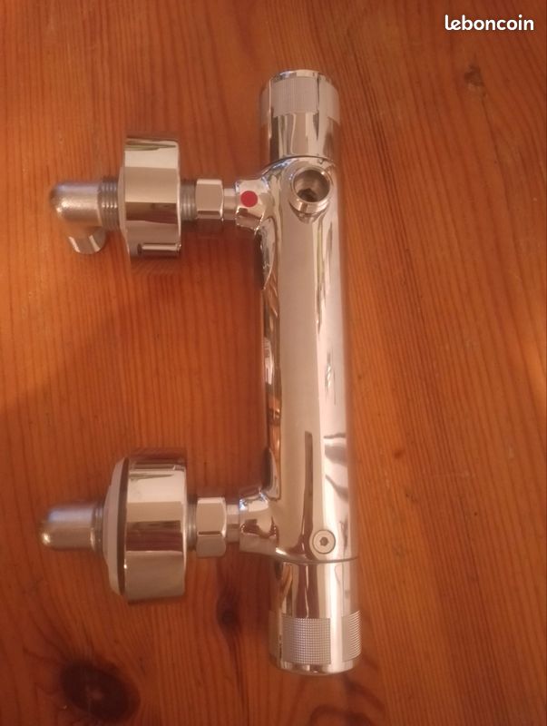 Mitigeur thermostatique Kinedo entre axe 180 mm (image 2)
