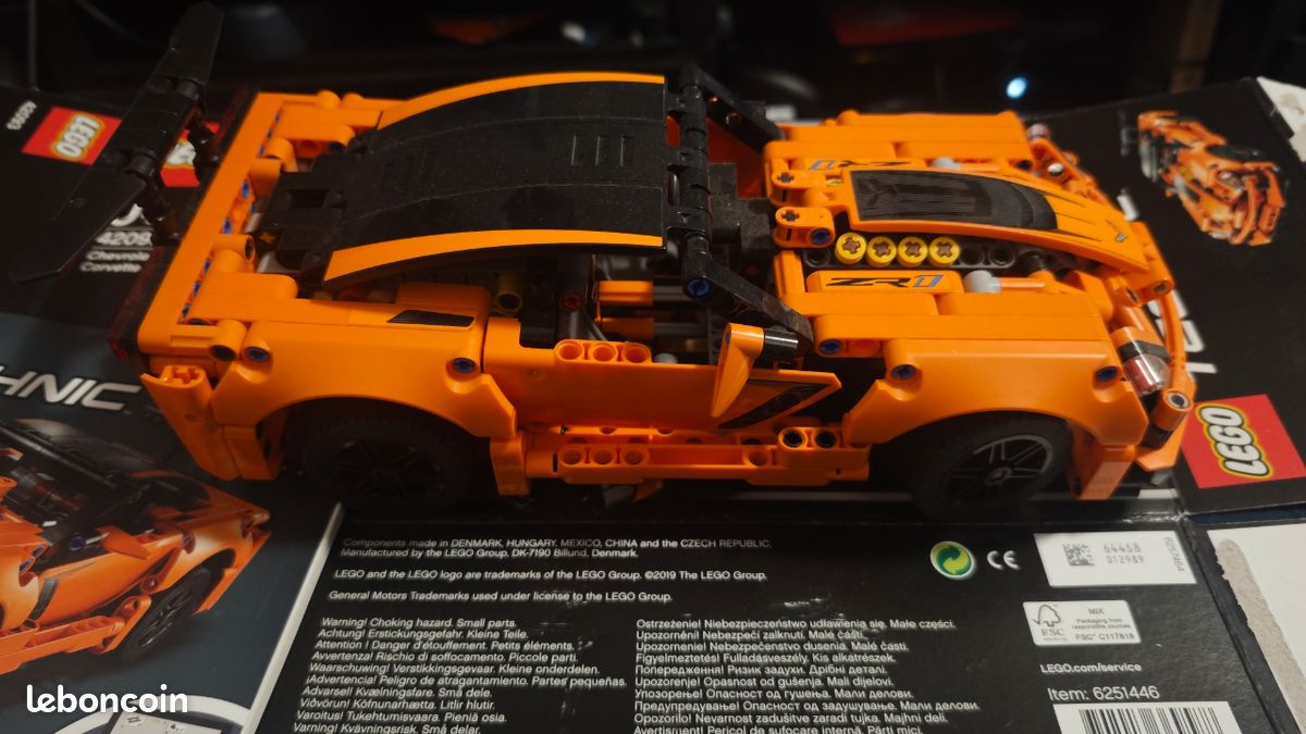 Lego technic Corvette ZR1 42093 (image 3)