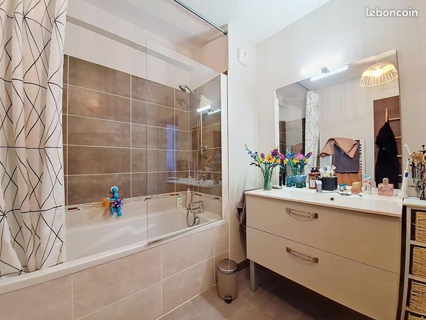 Appartement 4 pièces 85 m² — 8