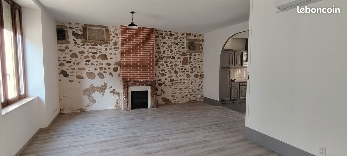 Appartement 3 pièces 81 m² · à Le Montet · 81 m² · 604 €/mois
