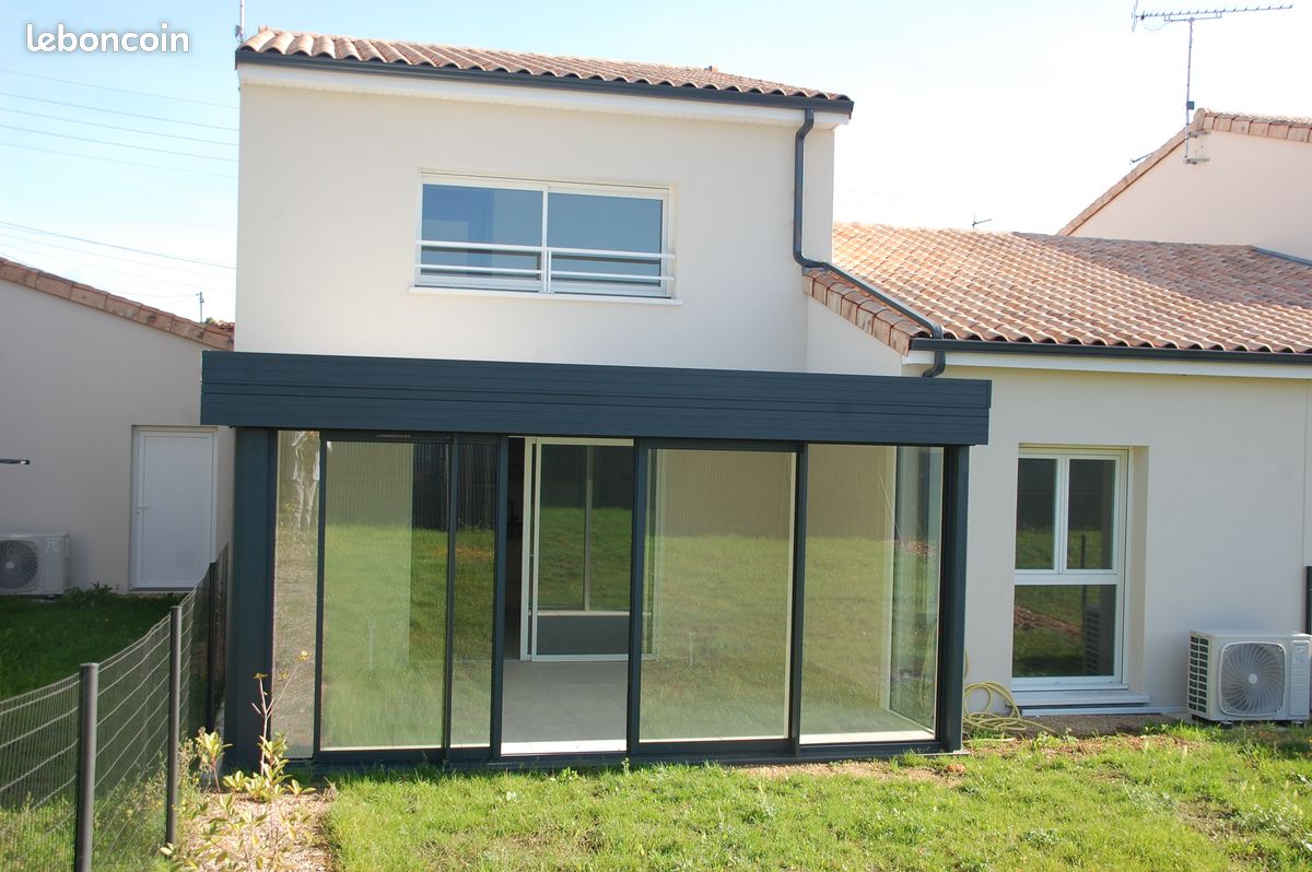 Maison 4 pièces 110 m² · à Neuville-de-Poitou · 110 m² · 950 €/mois