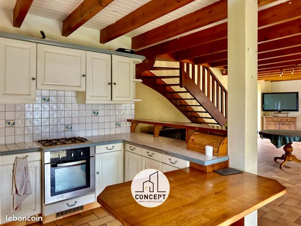 Maison 8 pièces 134 m²