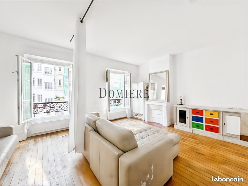 Appartement 1 pièce 31 m² · à Paris · 31 m² · 330 000 €