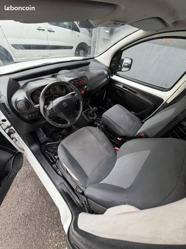 Peugeot Bipper Standard 1.3 HDi 80ch Pro (image 5)