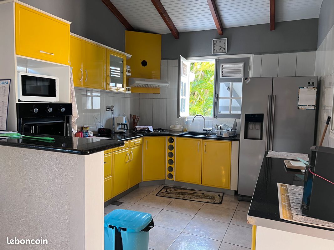 Cuisine aménagée équipée (image 2)