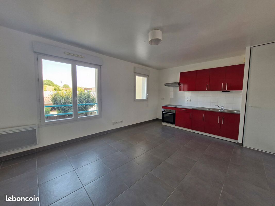 Appartement 1 pièce 32 m² · à Ozoir-la-Ferrière · 32 m² · 690 €