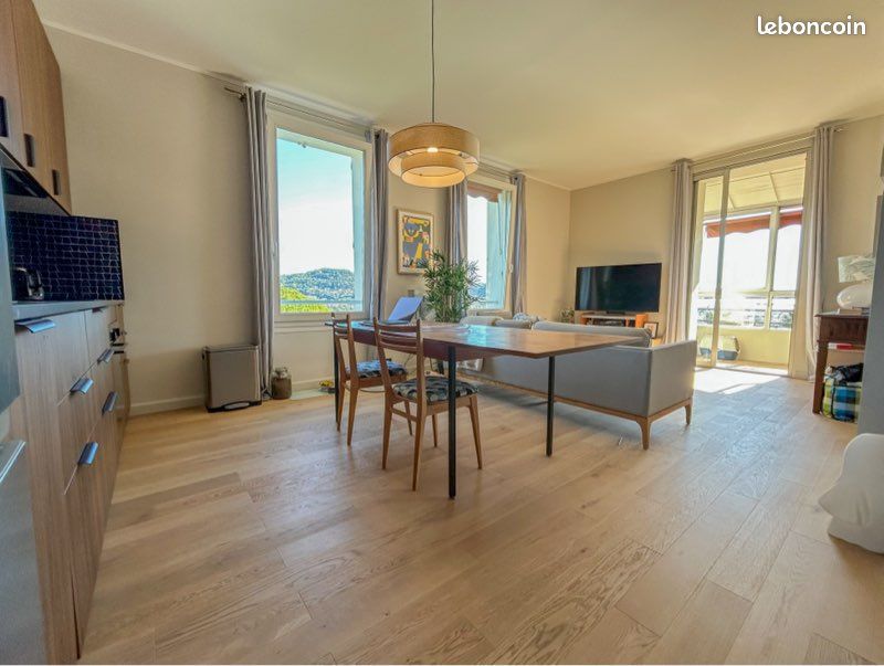 Parking 63 m² · à Cannes · 63 m² · 450 000 €