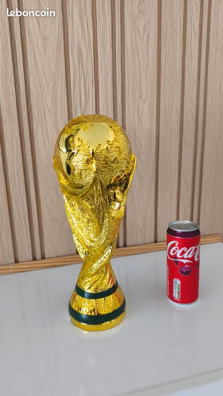 Trophée coupe du monde football taille réelle NEUVE (image 1)