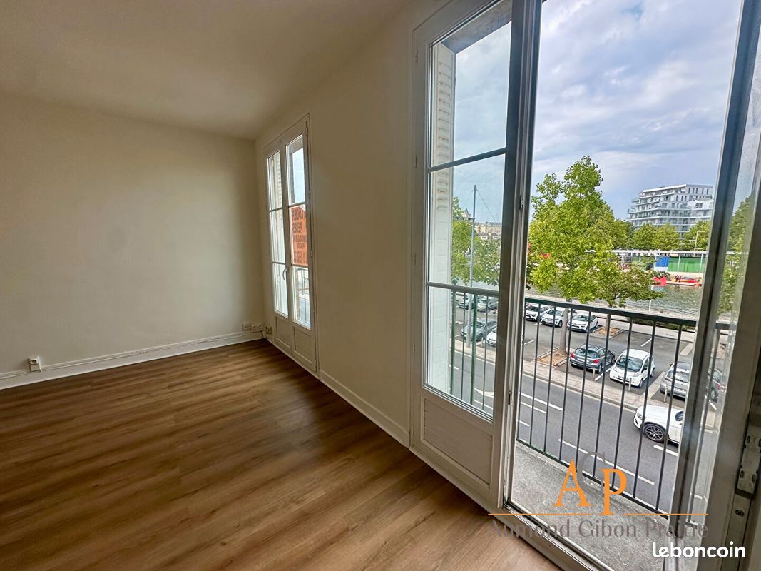 Appartement 4 pièces 77 m² · à Caen · 77 m² · 990 €