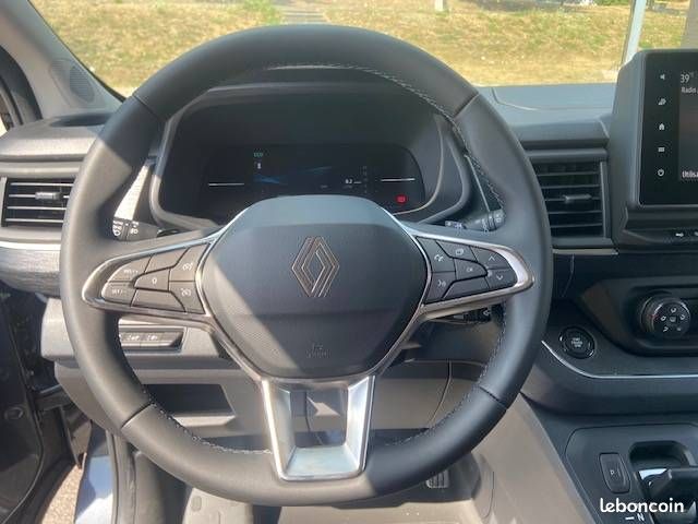 Renault traffic 2.0 170 cv bva 9 places rallonge red 2026 (image 40)