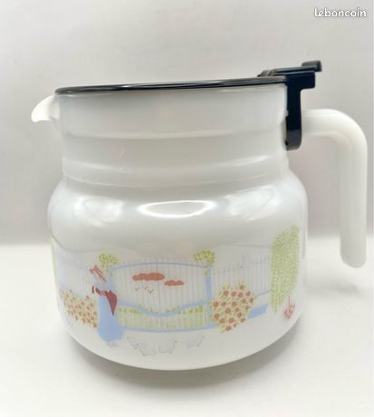 Cafetière Verseuse Vintage Arcopal – Motif Petits Nœuds, Céramique Blanche