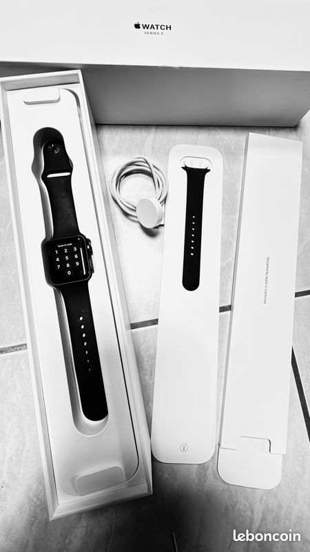 Montre Apple Watch serie gps+ cellular 38mm Téléphones