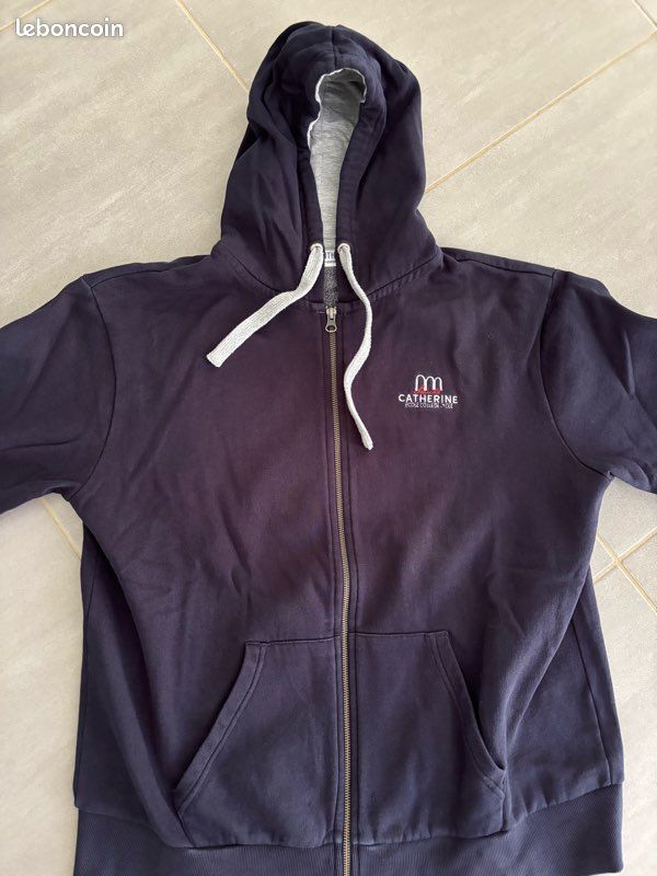 Veste capuche Sainte Catherine (image 2)