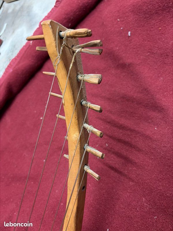 Ancienne Harpe africaine (image 2)
