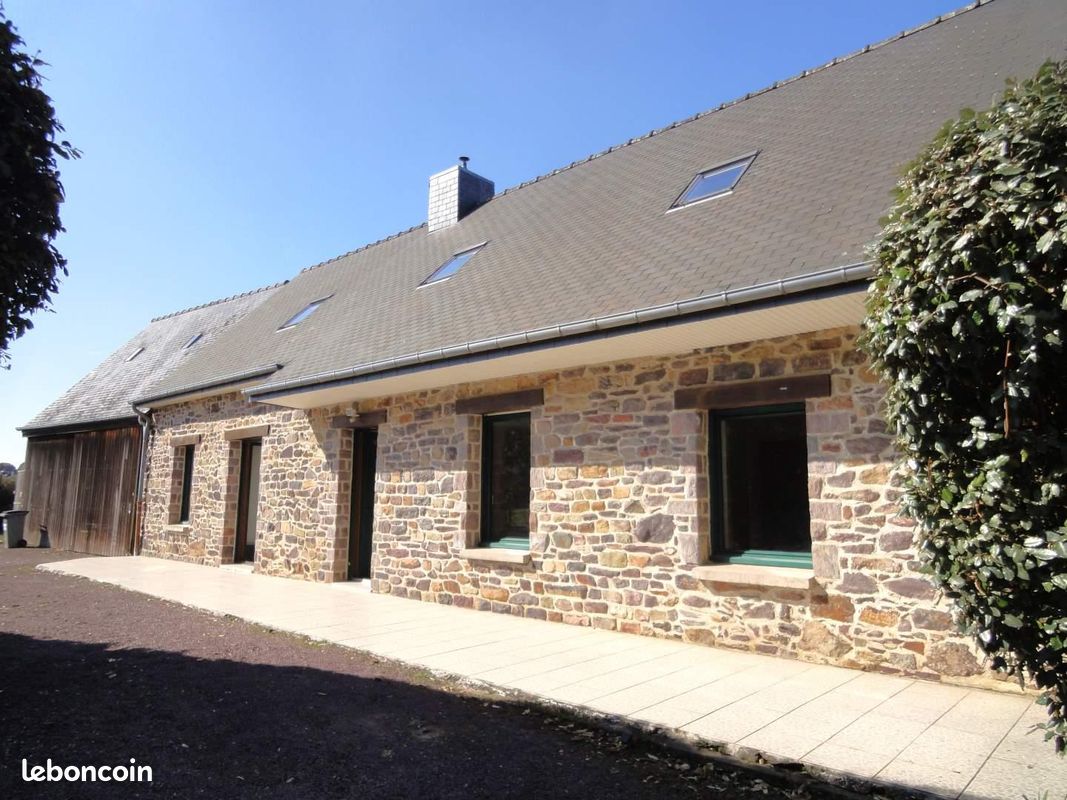 Maison 7 pièces 128 m² · à Bréal-sous-Montfort · 128 m² · 1 000 €/mois