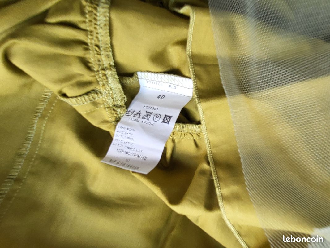 Jupe One Step Taille 40 – Couleur Gris – Occasion Très Bon état – Matière Polyester