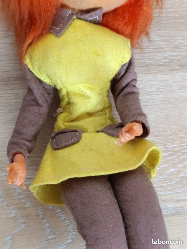 Poupée Espagnole Layna (image 7)