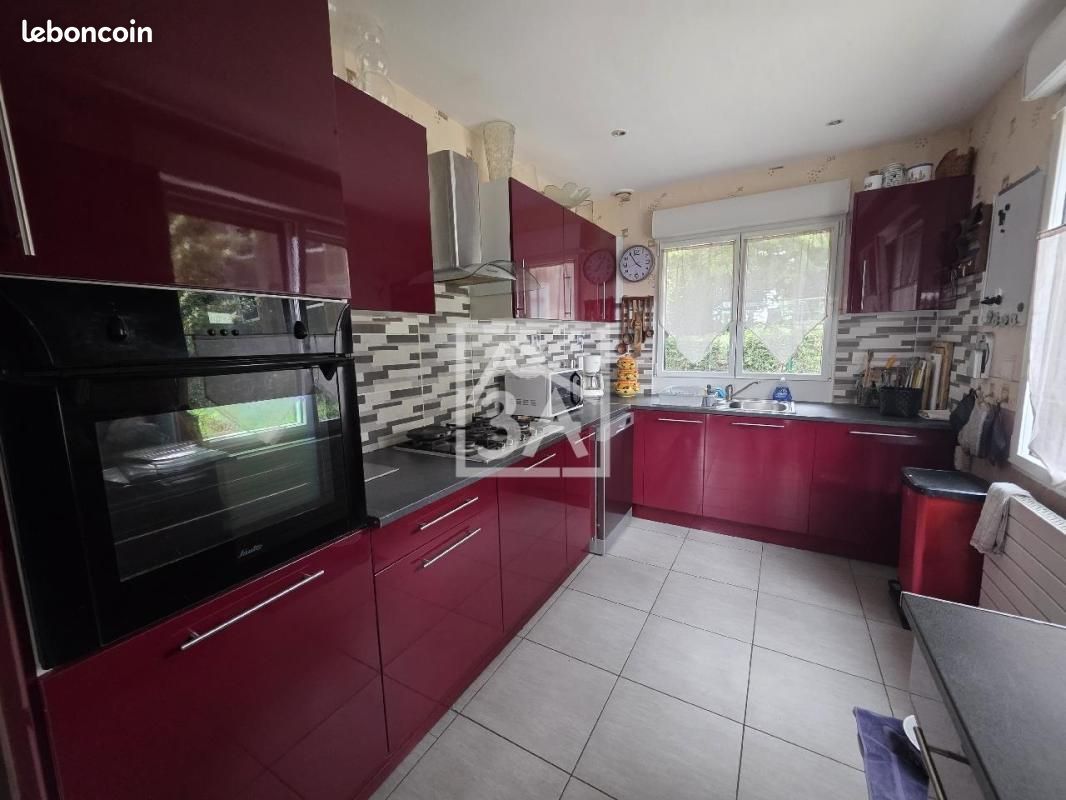 Maison 6 pièces 156 m² · à Steenvoorde · 156 m² · 292 880 €