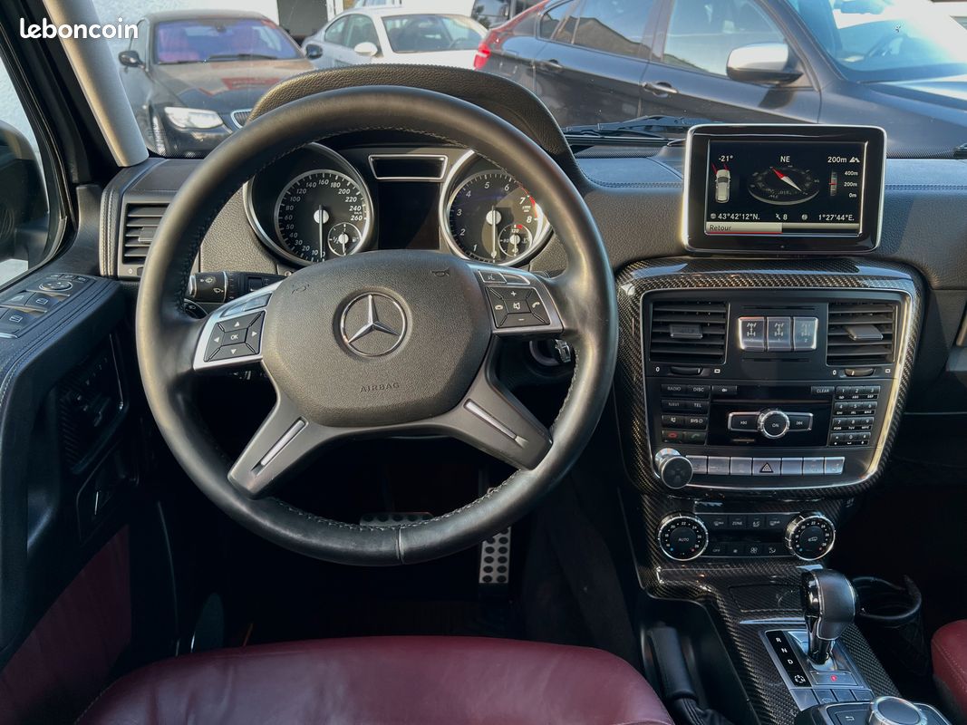 Magnifique MERCEDES CLASSE G V8 / Designo Noir Mat / Pack Carbon / Configuration AMG / TOIT OUVRANT (image 3)