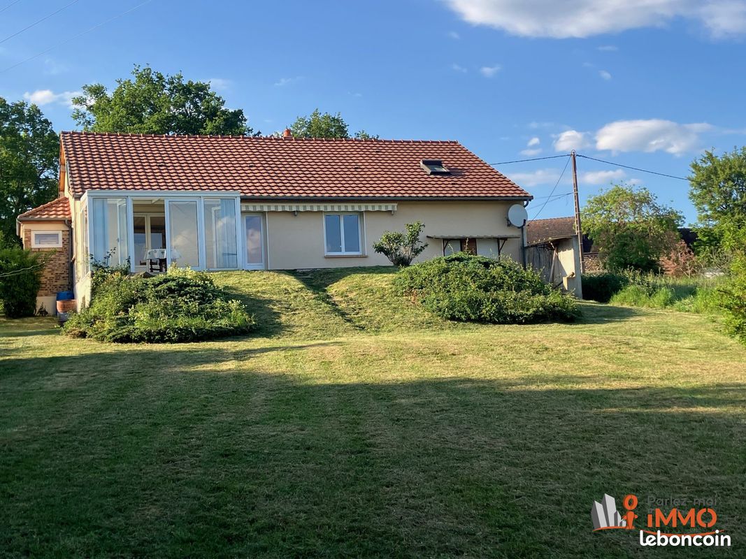 Maison 5 pièces 130 m² · à Treigny-Perreuse-Sainte-Colombe · 130 m² · 160 000 €