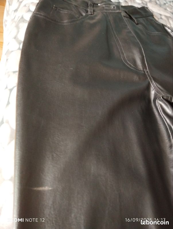 Pantalon noir (image 9)