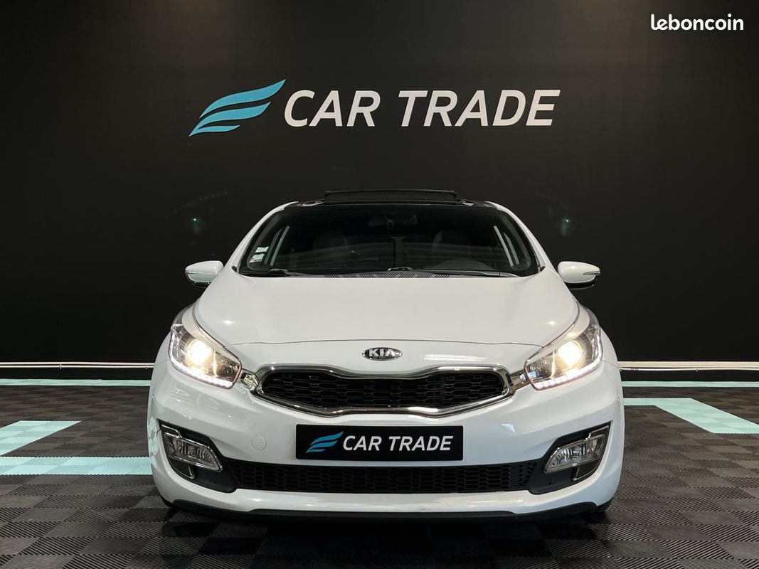 KIA PROCEED Pro Ceed 1.6 COUPE SPORT - TOIT OUVRANT - CAMÉRA DE RECUL (image 8)