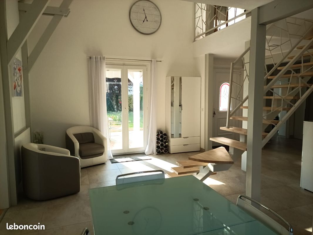 Maison 5 pièces 122 m² · à Arthaz-Pont-Notre-Dame · 122 m² · 630 000 €