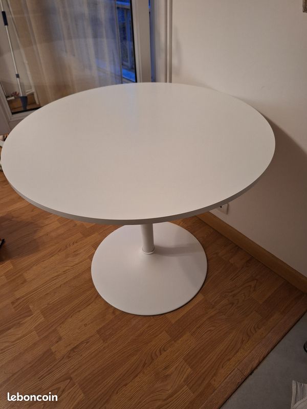 Table à manger - modèle Calista miliboo (image 5)