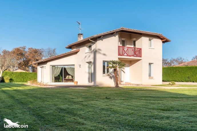 Maison 6 pièces 156 m²