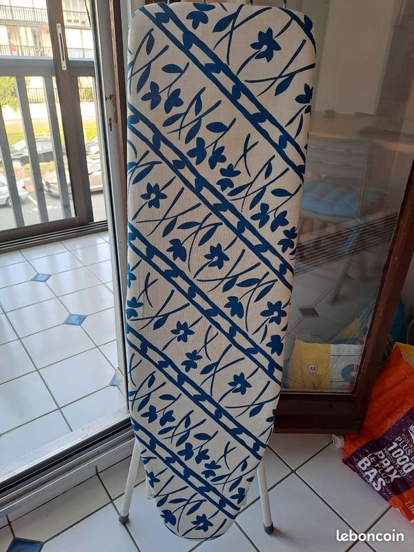 Table à repasser (image 3)