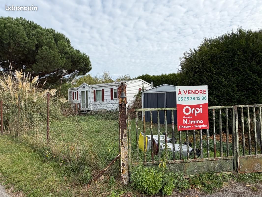 Terrain 1 205 m² Cugny · 24 500 €