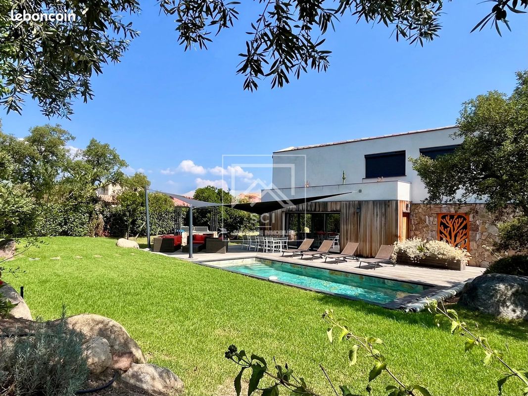 Maison 6 pièces 135 m² · à Lecci · 135 m² · 1 580 000 €
