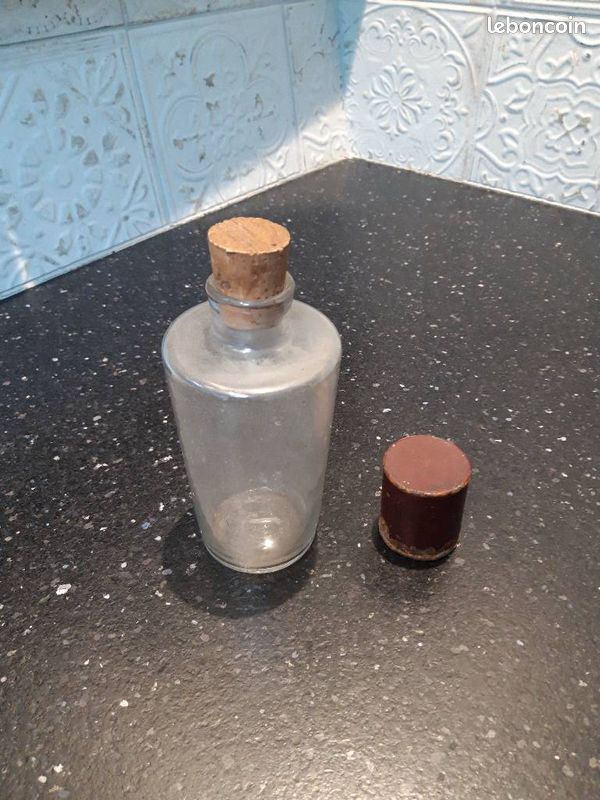 Lot De 4 Mortiers Anciens En Verre Soufflé - Pharmacie / Apothicaire - XXè - France