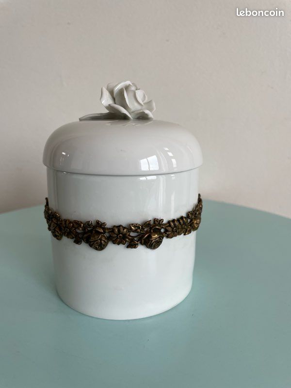 Grande Bonbonniere Boite à Bijoux En Porcelaine De Samson St