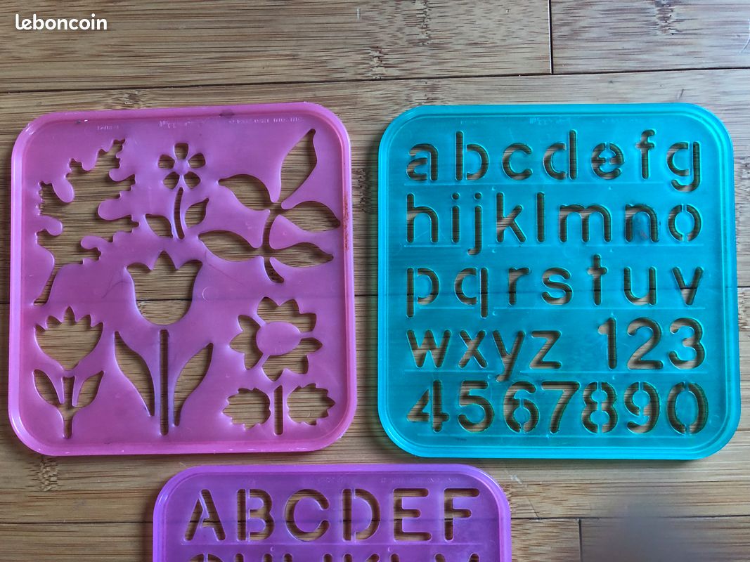 3 PochoirsTupperware (image 2)