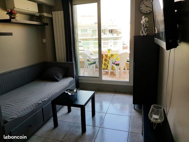 Location Studio – Bail étudiant de septembre à juin – Rue Caffarelli, Nice