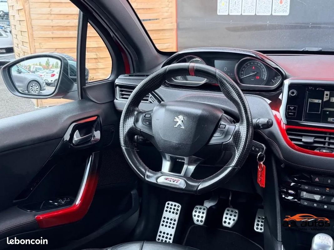 Peugeot 208 1.6 THP 200 GTI / GPS / CUIR / SPORT / (image 11)
