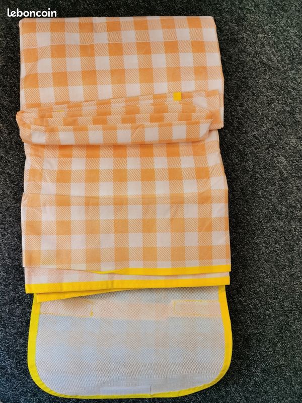 Tapis de pique-nique pour le camping drap de plage portable (image 2)