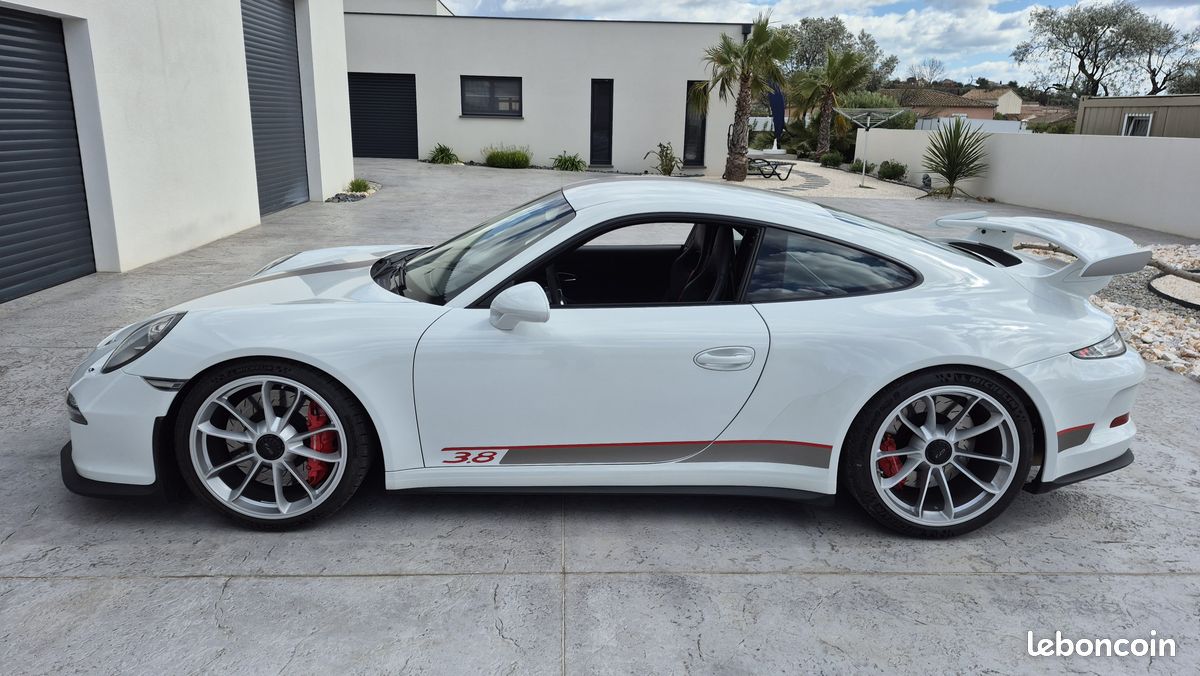 Porsche 911 type 991 GT3 phase 1 (image 2)