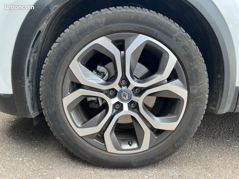Renault CAPTUR II 1.6 E-TECH PLUG-IN 160CH INTENS (image 10)