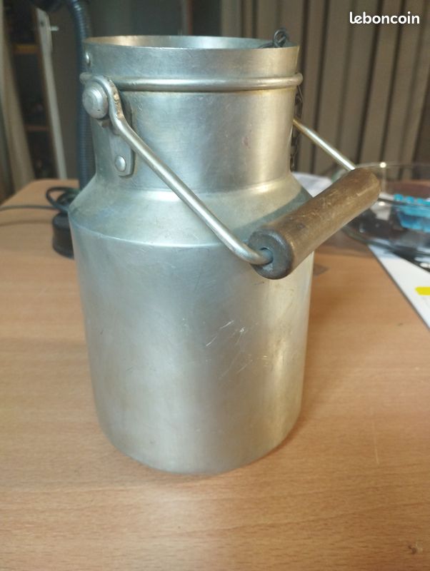 Pot de lait en aluminium (image 2)