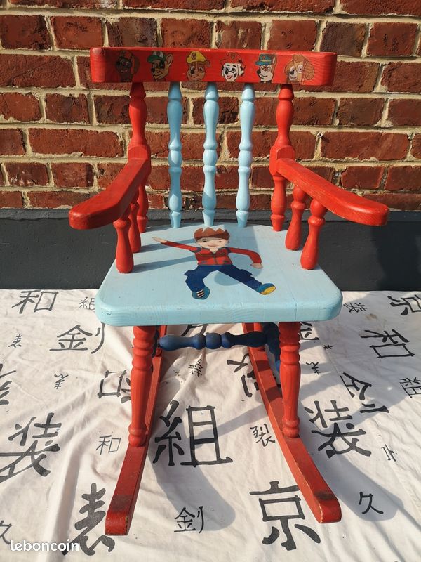 Rocking chair enfant ancien a reloker (image 4)