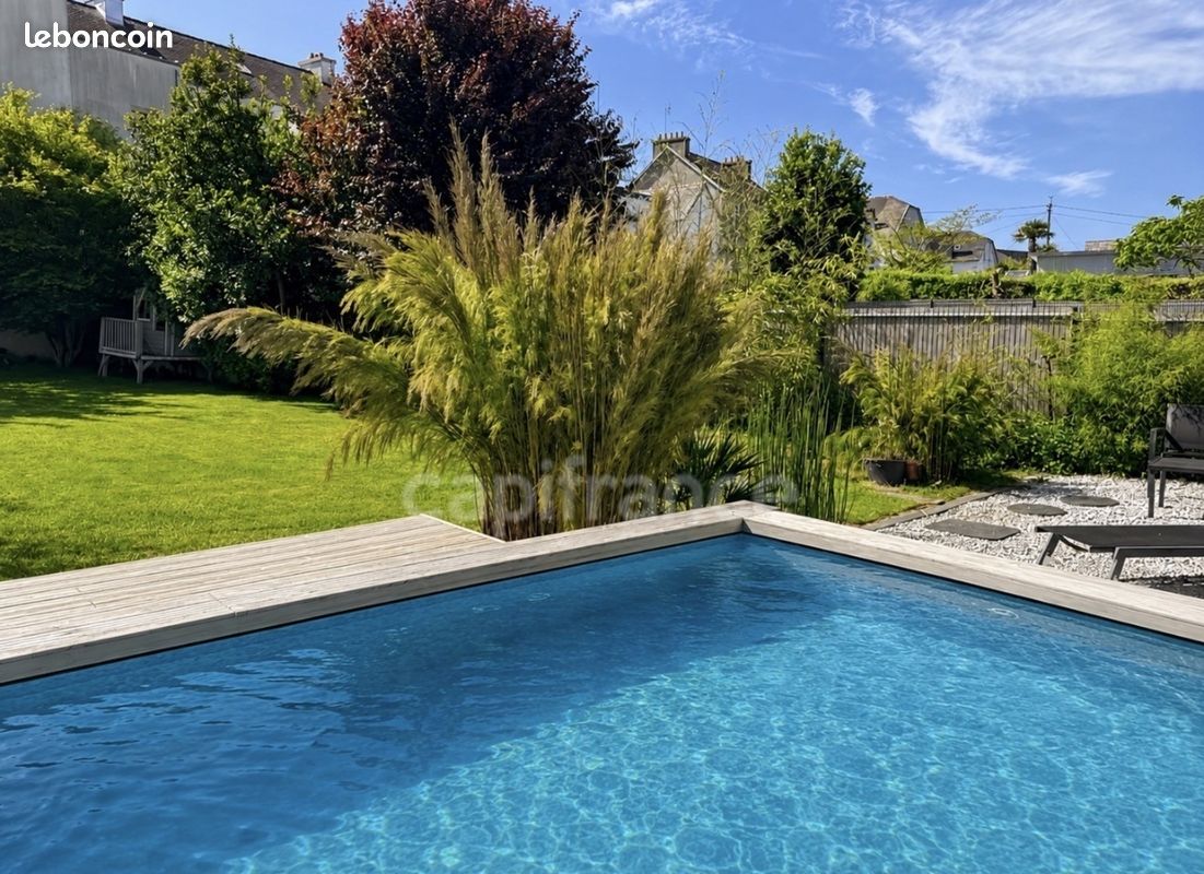 Maison 8 pièces 200 m² · à Le Relecq-Kerhuon · 200 m² · 523 000 €
