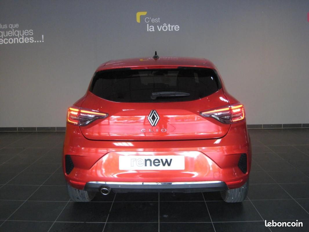 Renault Clio V TCe 90 ch GSR2 Techno (image 4)