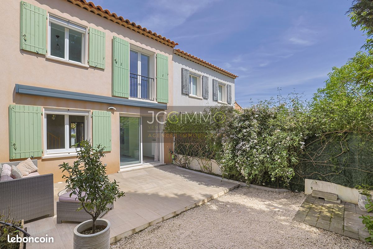 Maison 4 pièces 83 m² · à Cuers · 83 m² · 343 000 €