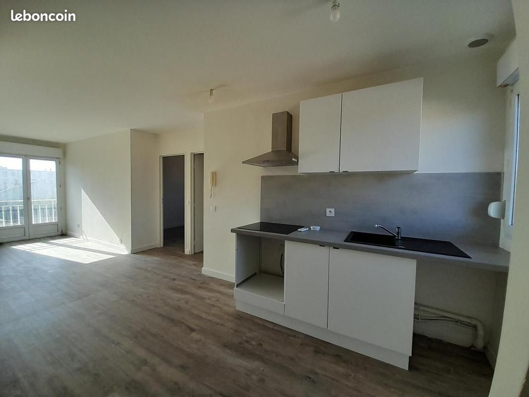 Appartement 1 pièce 61 m² · à Avignon · 61 m² · 635 €/mois