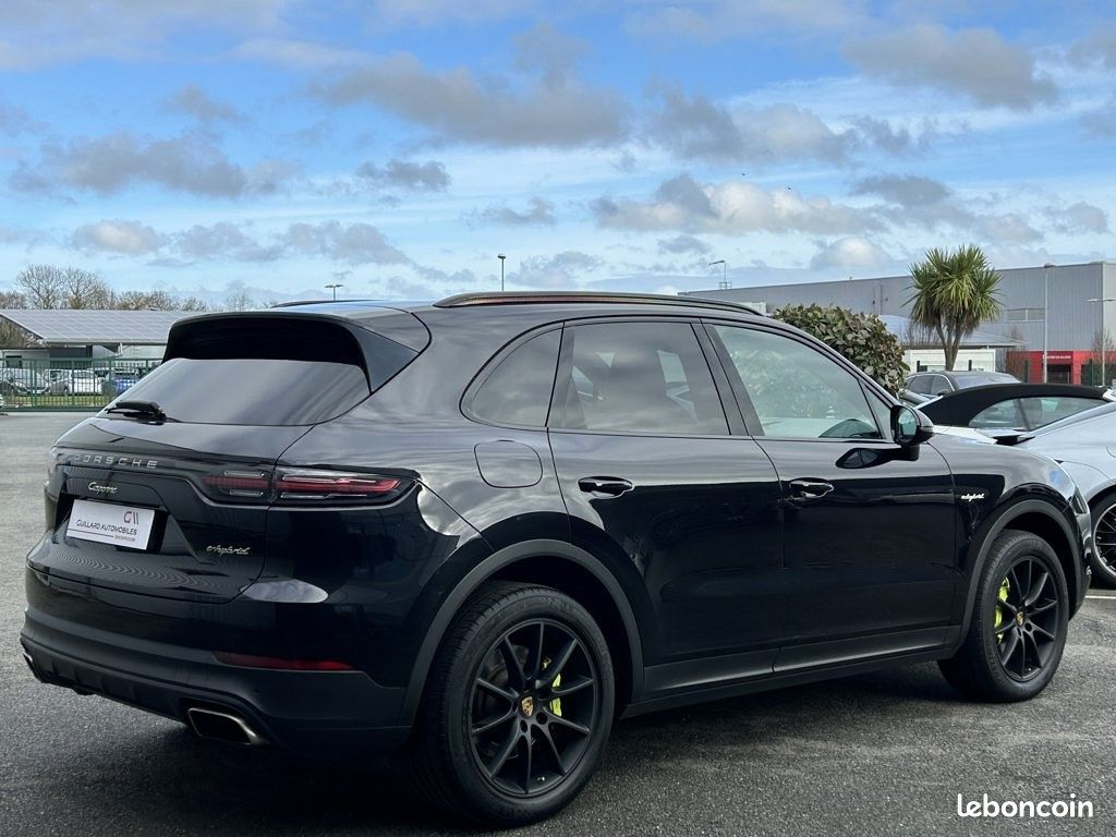 PORSCHE CAYENNE 3.0 V6 E-HYBRID 462ch TIPTRONIC (image 4)
