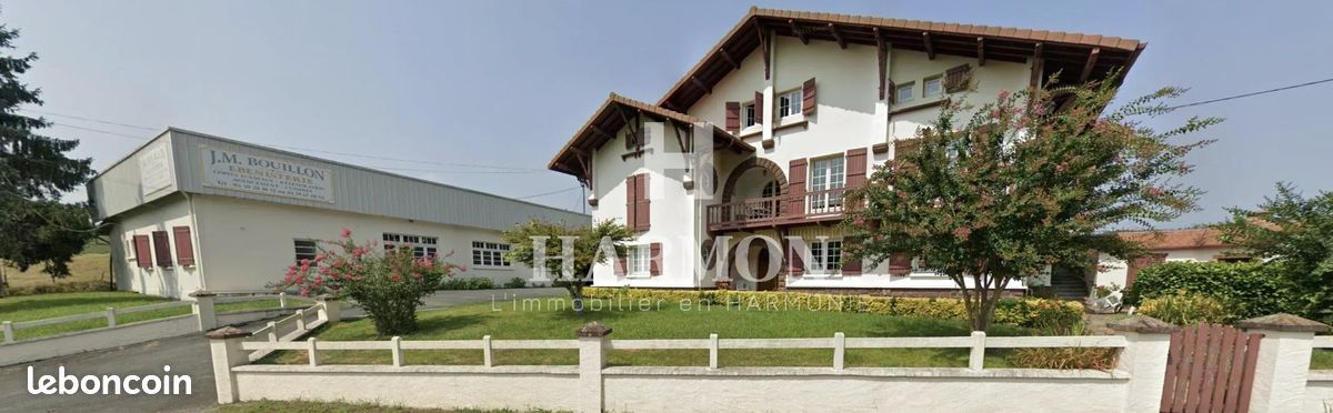 Maison 13 pièces 372 m² · à Ordiarp · 372 m² · 462 000 €