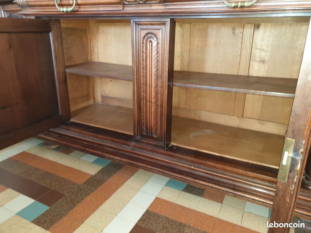 Buffet en bois massif style renaissance (image 3)